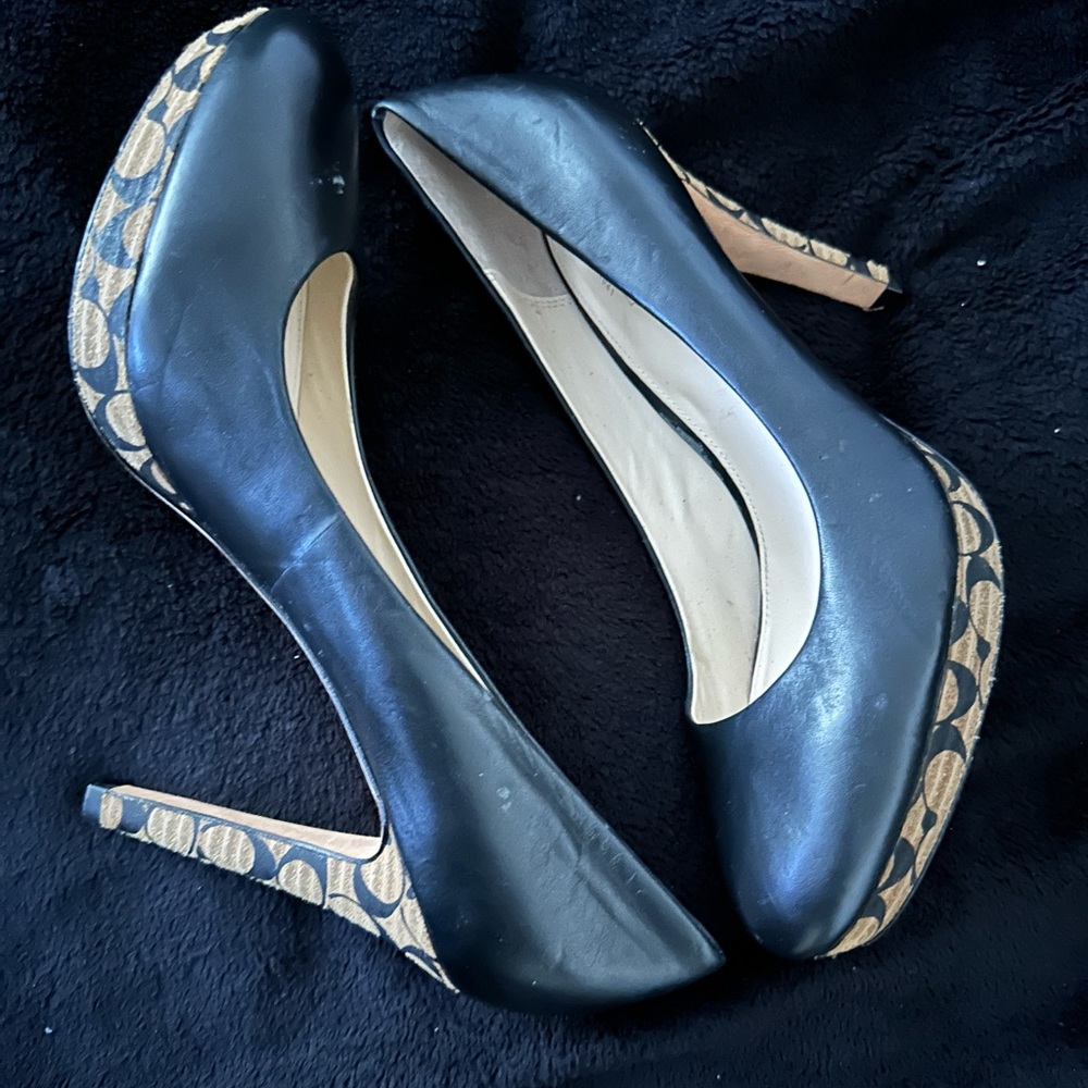 Coach Alexa Nappa Leather Signature Heel